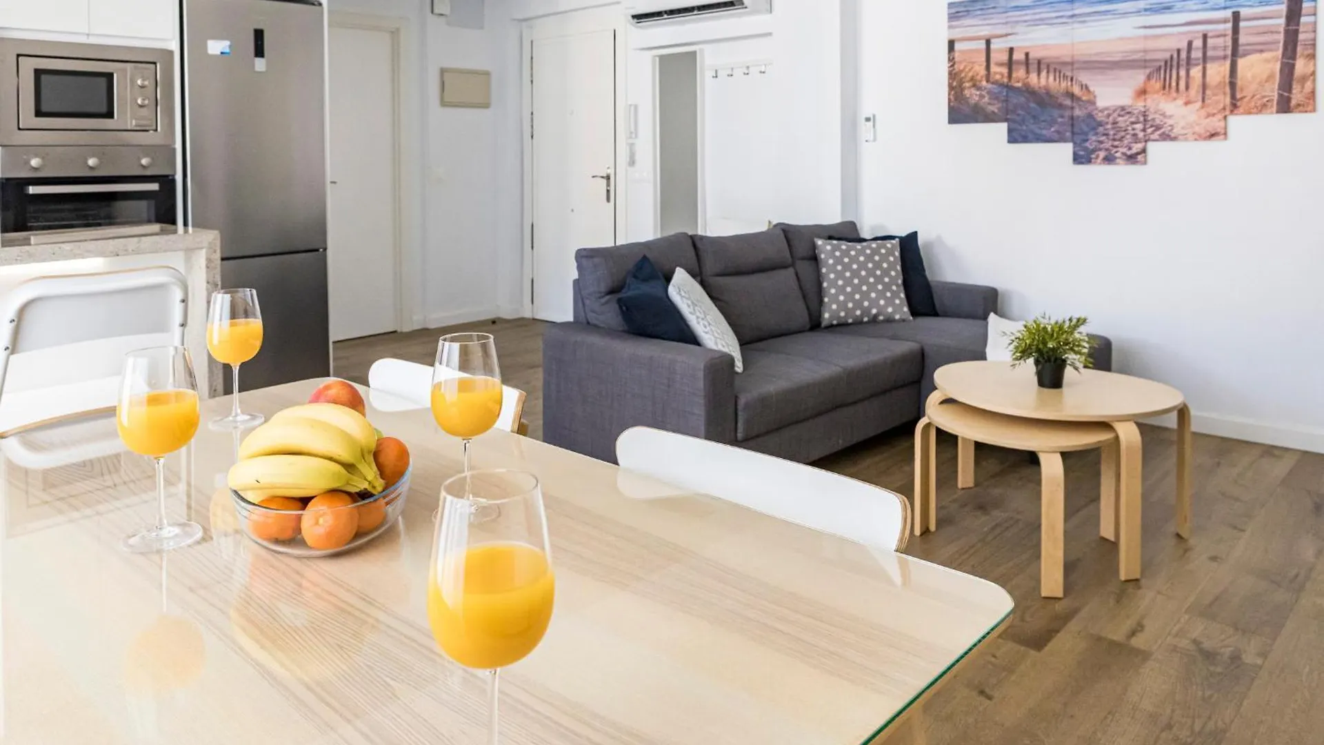 Malaga Beach Apartment