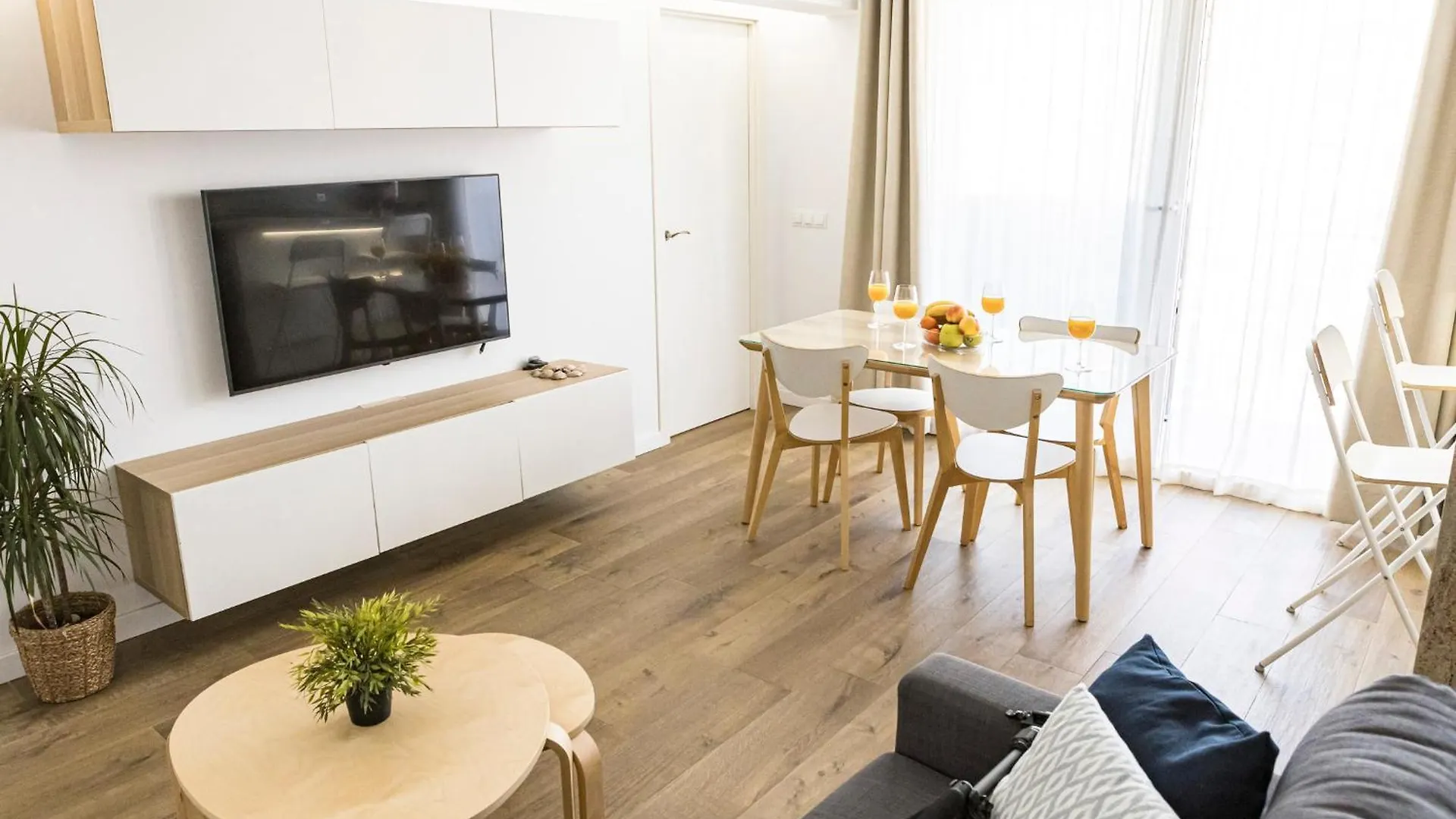 Malaga Beach Apartment