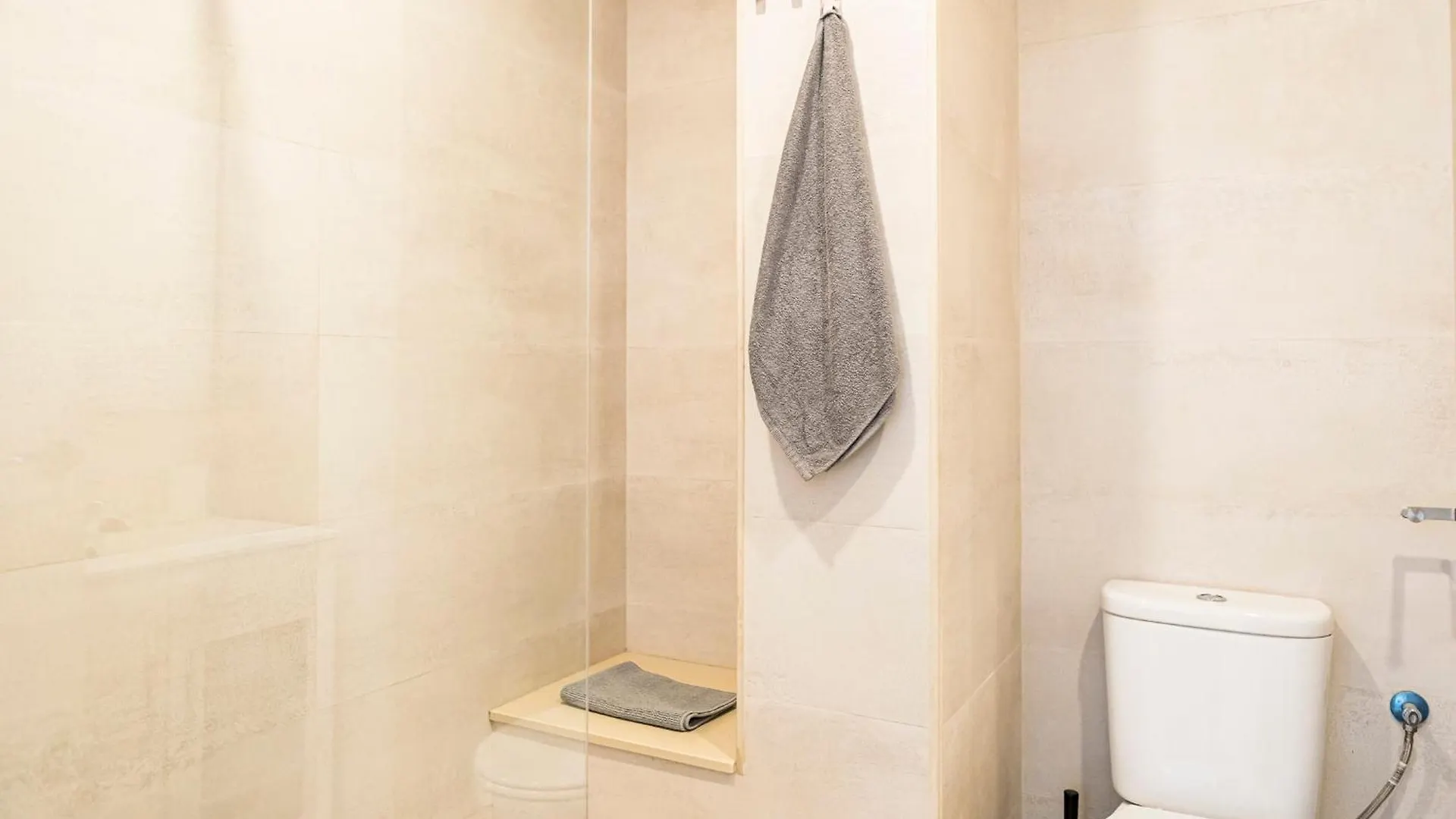 Malaga Beach Apartment Spain