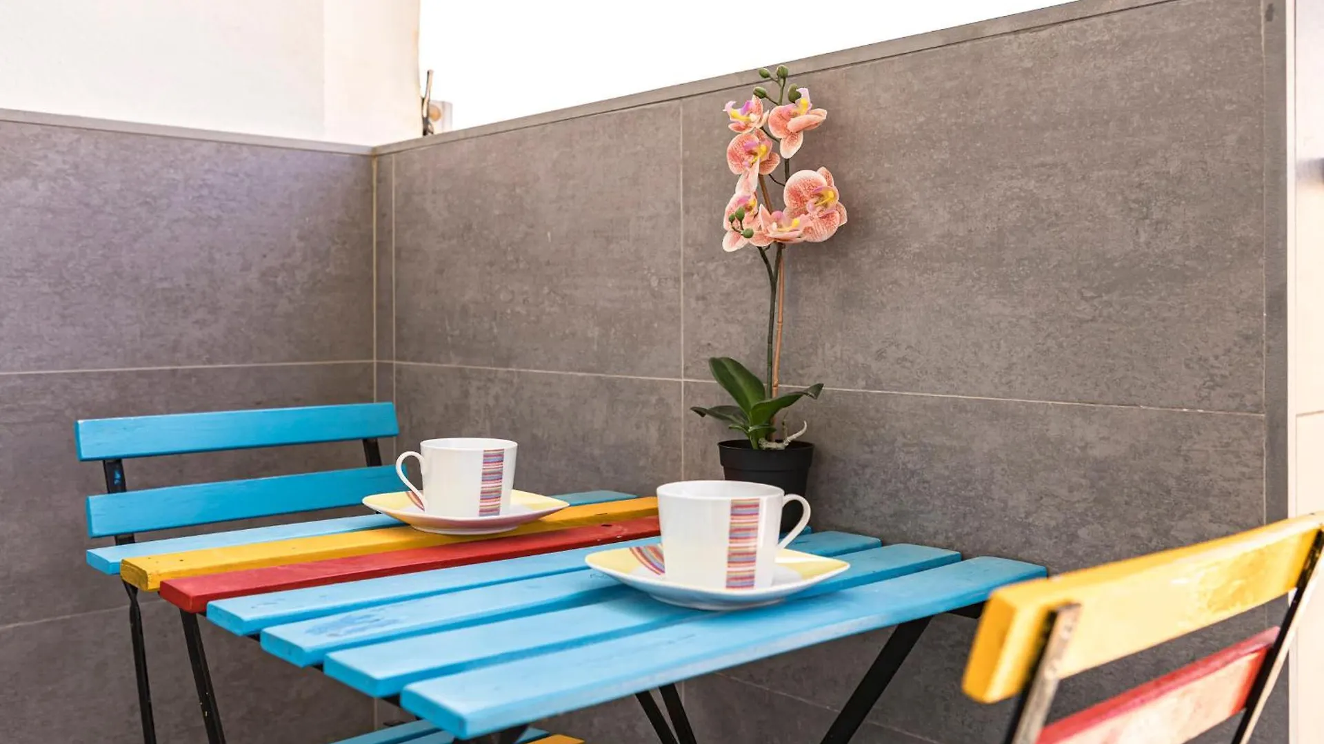 Malaga Beach Apartment